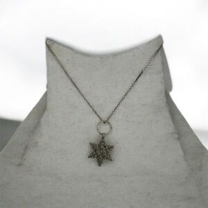 925 Silver Snowflake Pendant Necklace
